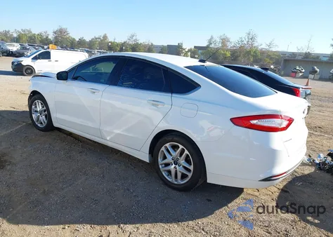 2016 Ford Fusion Se z USA, uszkodzony, nr VIN 3FA6P0H75GR124627